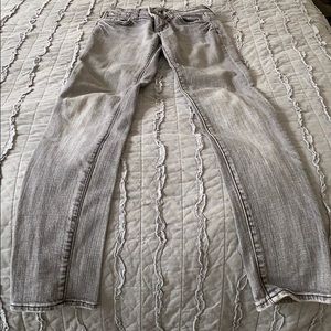 Size 25 gray skinny jeans